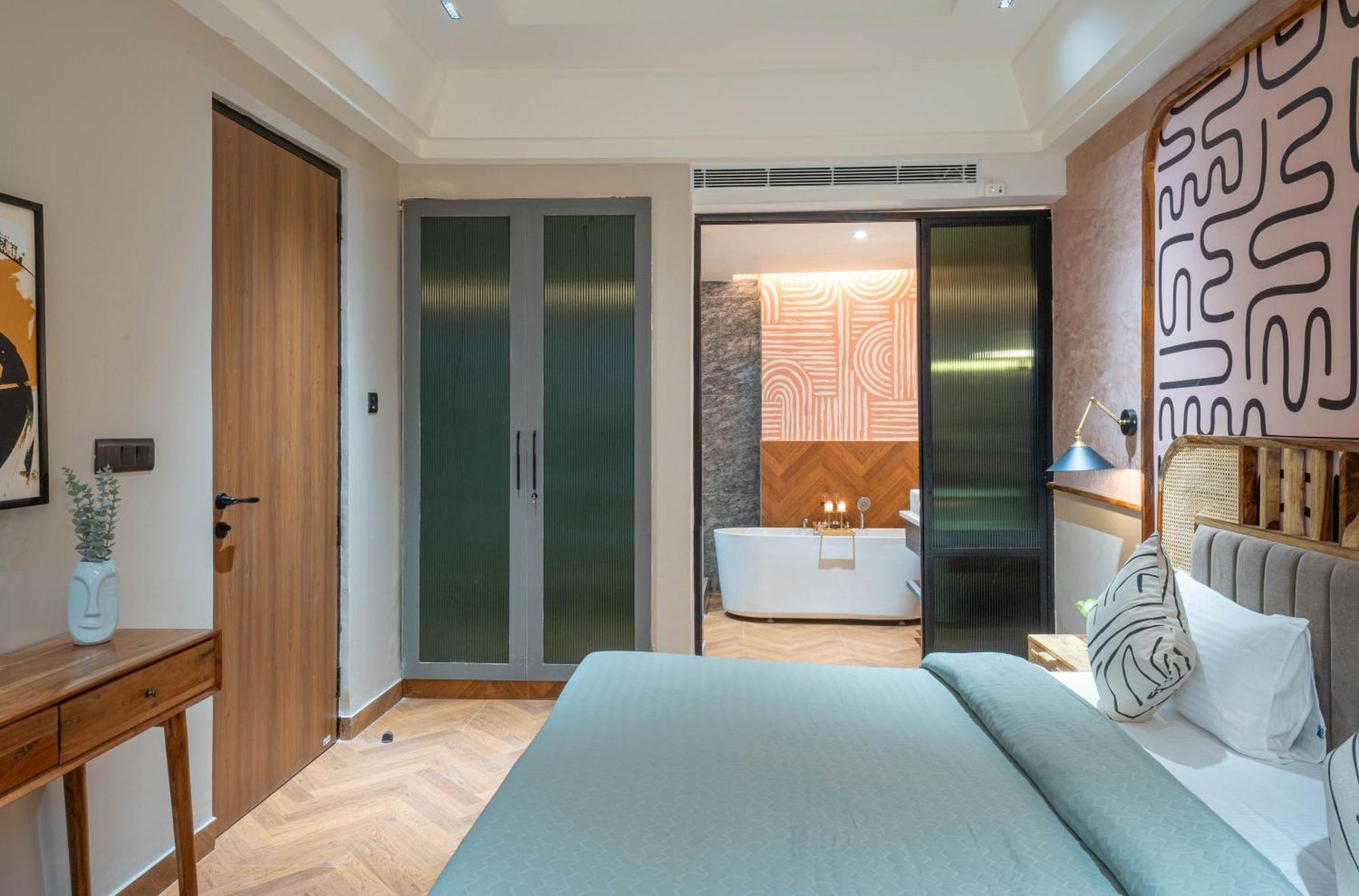 Boutique Hotel By One Tree 古尔冈 外观 照片